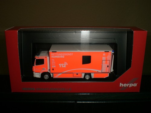 Herpa mercedes benz atego 2013 - mercedes-benz,